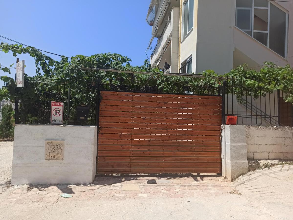 Achilles Sarandë