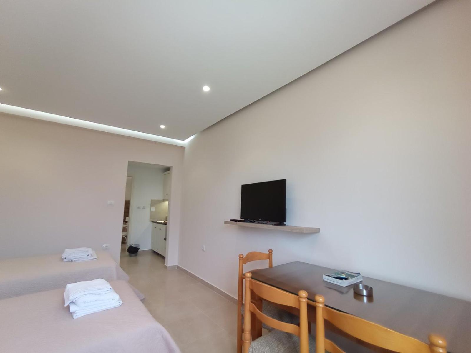 Achilles Apartment Sarandë